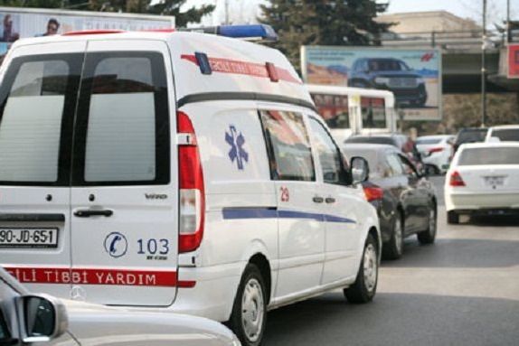 6-cı sinif şagirdi məktəbin həyətində öldü - Şəmkirdə