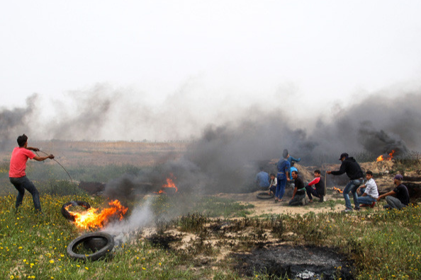İsrail Qəzza zolağını bombaladı - 7 fələstinli öldü, 500-ü yaralandı
