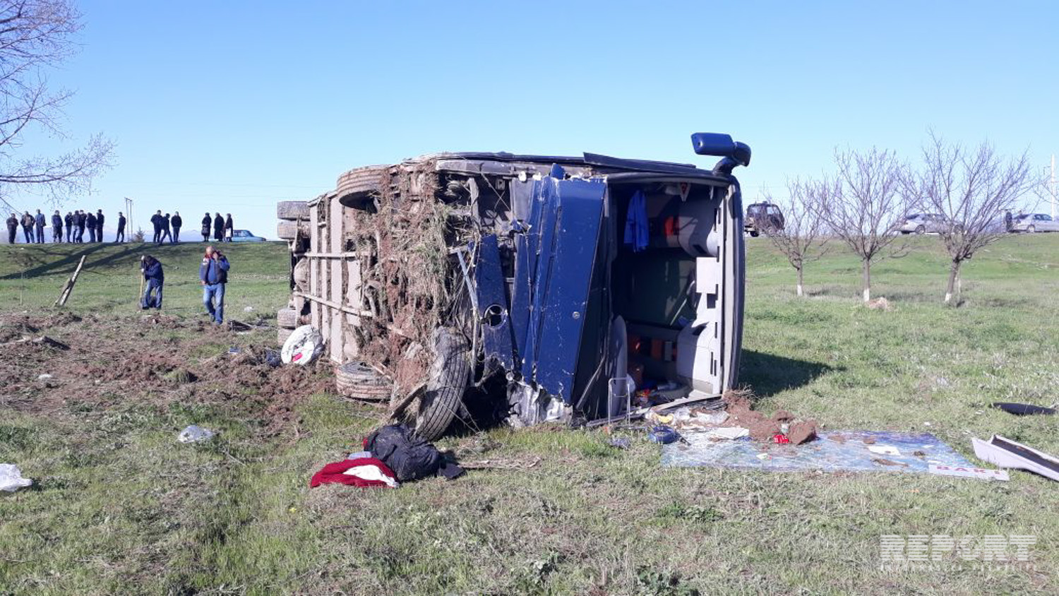 Qazaxda avtomobil avtobusla TOQQUŞDU -  Ölən və yaralananlar var (YENİLƏNİB-FOTO)