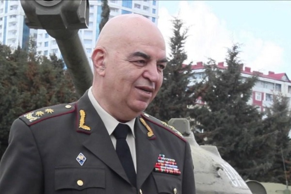 Suriyada iri dövlətlərin silahlı qüvvələrinin toqquşma ehtimalı var â€“  Azərbaycanlı general (VİDEO)