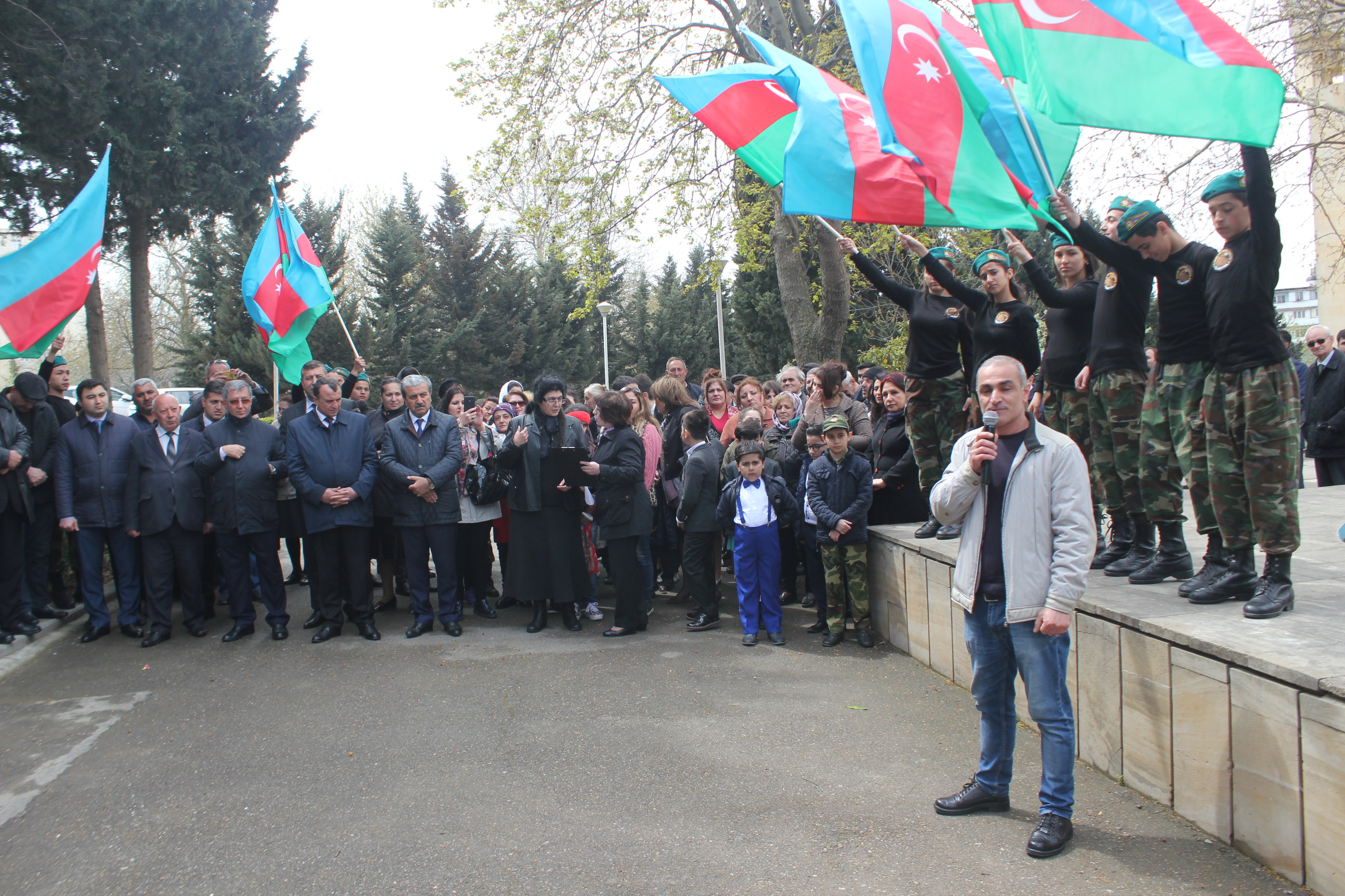Nizami rayonunda çağırışçılar hərbi xidmətə yola salındı  - FOTOLAR