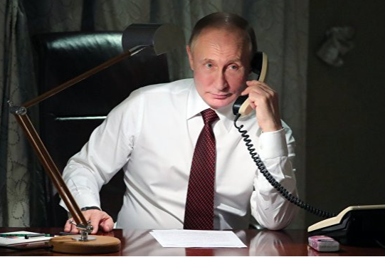 Putin Sarkisyanla nə  DANIŞDI?