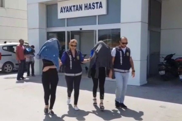 Quşadasında fahişəlik edən azərbaycanlı qadınlar tutuldular - FOTO