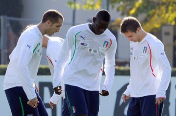 Balotelli İtaliyaya qayıtmayacaq  