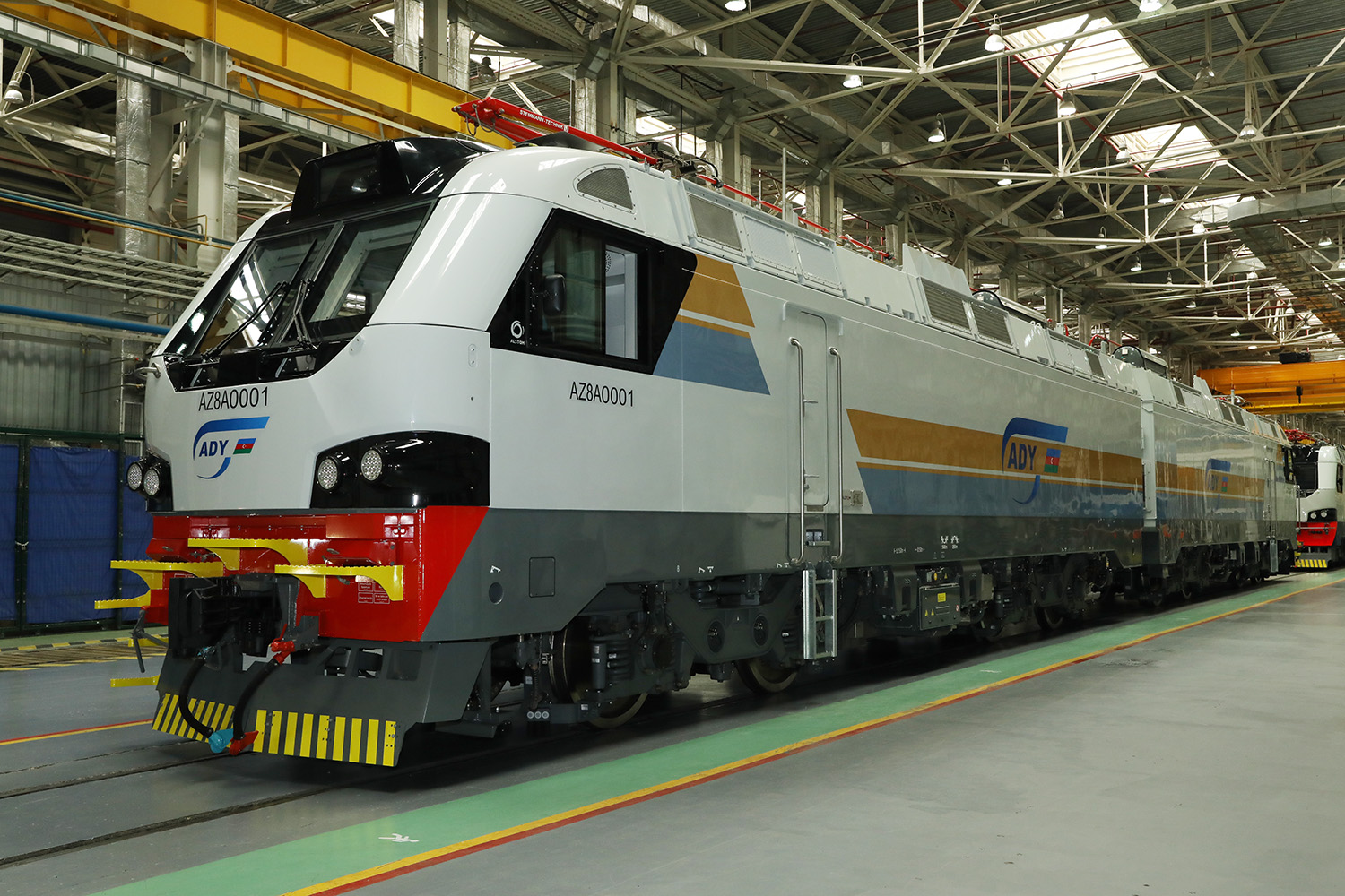 Astanada yeni yük lokomotivinin təqdimat mərasimi keçirilib  - FOTOLAR
