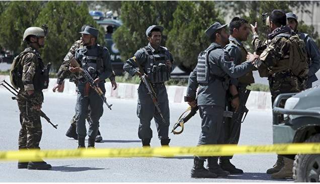 Polislə terrorçular arasında atışma -  15 polis ölüb, 15-i yaralanıb