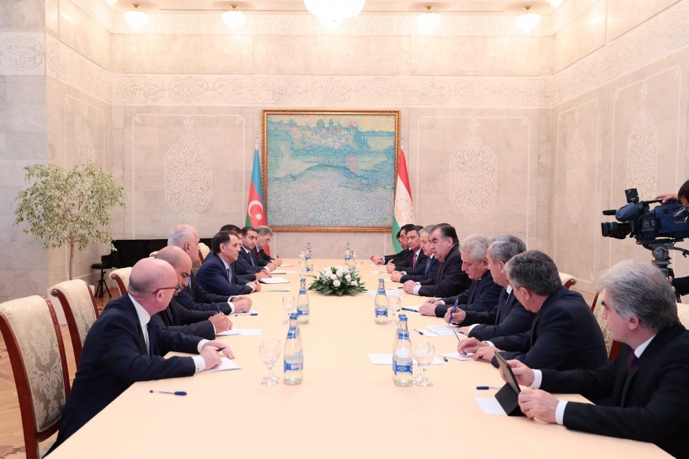Baş nazir Tacikistan Prezidenti ilə görüşdü - FOTO