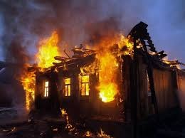 Şəmkirdə 3 otaqlı ev yandı 