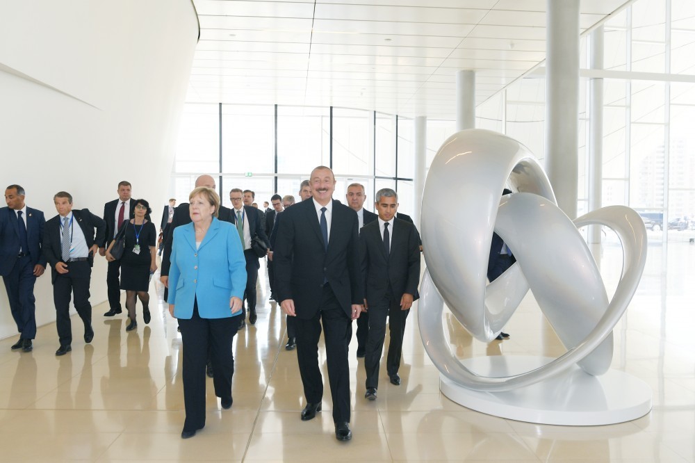 İlham Əliyev və Merkel iş adamları ilə görüşdülər -  FOTOLAR