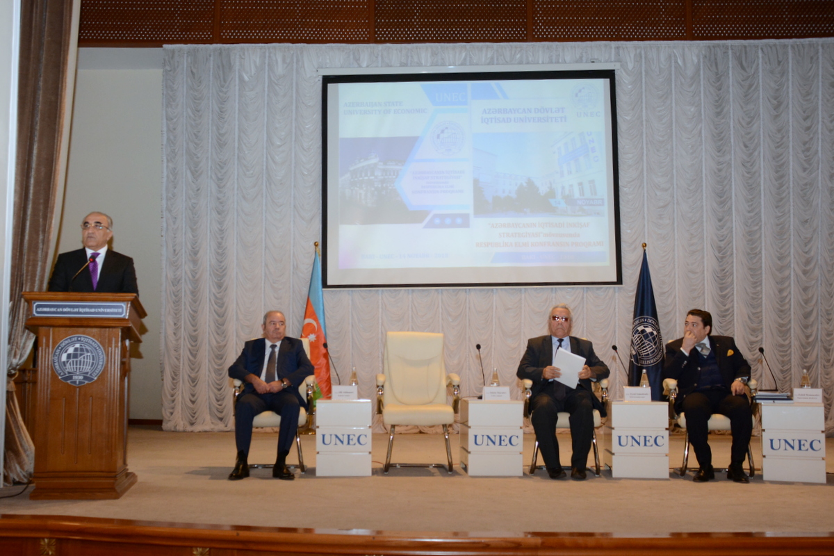 UNEC-də Respublika elmi konfransı keçirildi   - FOTO