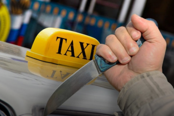 Müşviqabadda taksi sürücüsü sərnişini bıçaqladı 