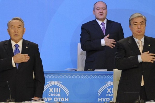 Nazarbayev prezident postundan istefa verdi  - Yerini ona verdi