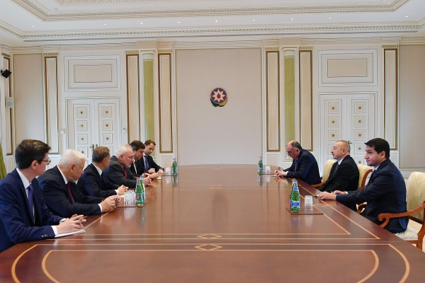İlham Əliyev Minsk qrupunun həmsədrlərini qəbul etdi 