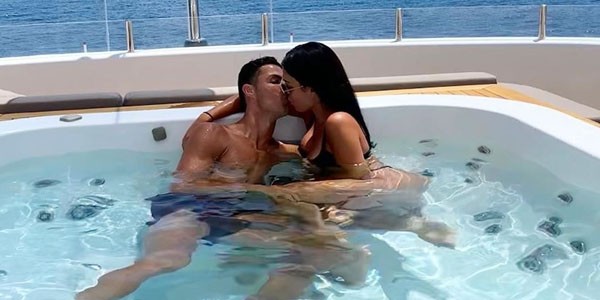 Ronaldo bir həftəlik tətil üçün sərvət xərclədi - FOTO (VİDEO)