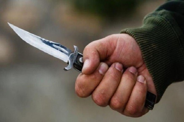 Paytaxtda zoomarketə basqın - sahibi bıçaqlandı