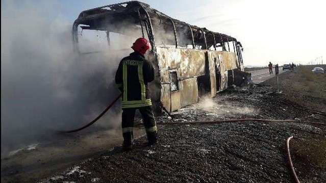 Azərbaycanlıları ziyarətə aparan avtobus alışdı - İranda