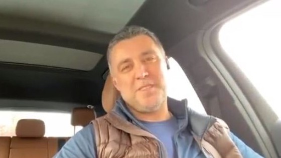 Hakan Şükür taksi xidmətində işləməyə başladı - VİDEO