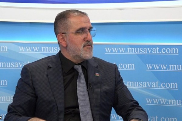 Rauf Arifoğlu seçki platformasını açıqladı- VİDEO