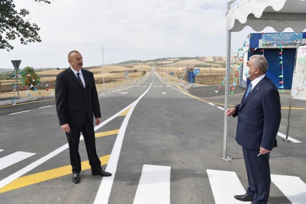 Prezident bu yolun açılışında iştirak etdi - FOTOLAR
