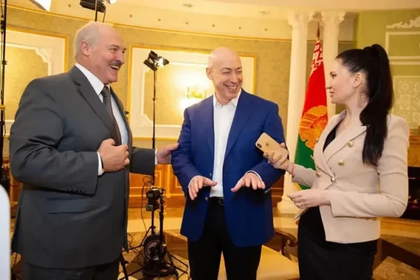 “Məni koronavirusa qəsdən yoluxdurublar” - Lukaşenko