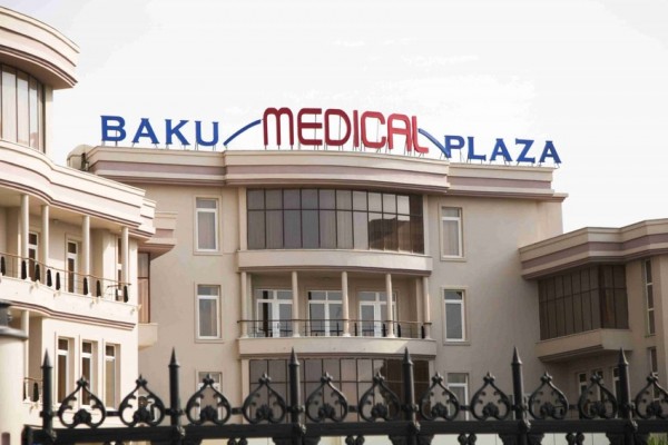 “Baku Medical Plaza”da qadın həkim soyuldu