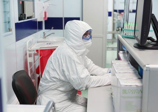 Rusiyada koronavirusa yoluxanların sayı 2 milyonu ötdü 