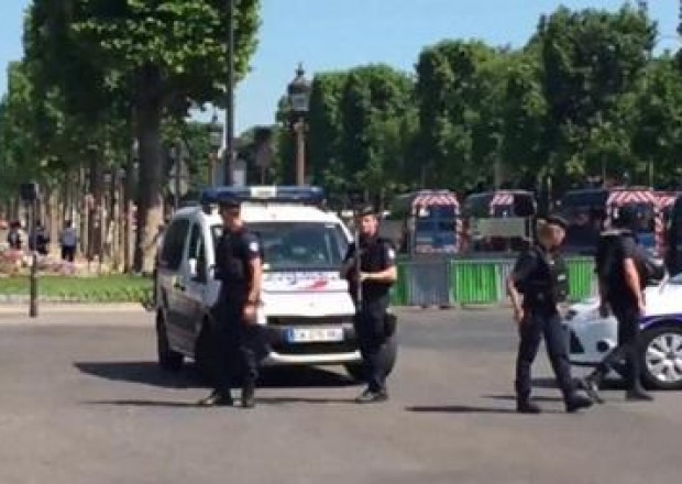 Fransada etiraz aksiyalarında 37 polis xəsarət aldı 