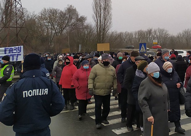 Ukraynada etirazçılar Kiyev-Xarkov yolunu bağladılar