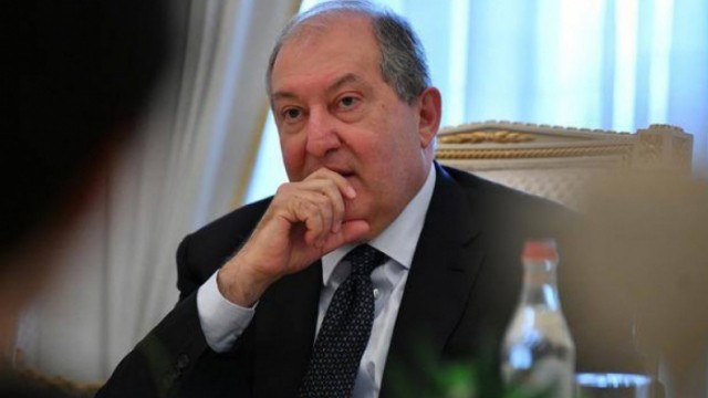 "Böhrandan dinc yolla çıxmaq üçün yollar tapılmalıdır" - Ermənistan prezidenti