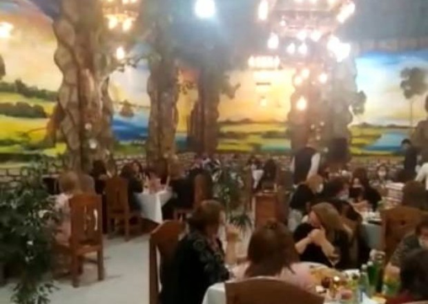 Sabunçuda restoranda toy edən 40 nəfər cərimələnib -VİDEO