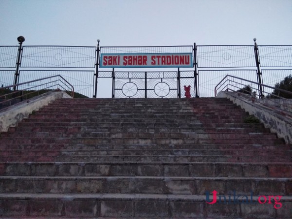 Şəki İcra Hakimiyyətinin balansındakı stadion bərbad hala düşdü - FOTOLAR