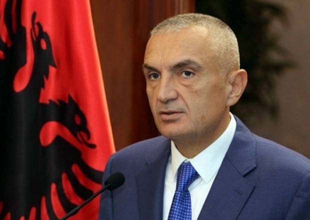 Albaniya prezidenti İlham Əliyevi təbrik edib 