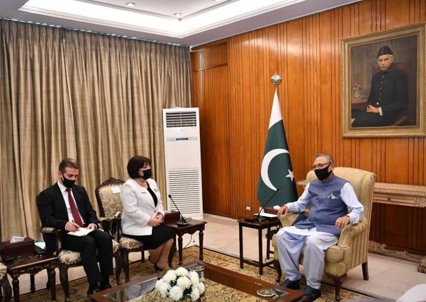 Sahibə Qafarova Pakistan Prezidenti ilə görüşdü 