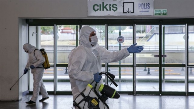 Türkiyədə daha 37 nəfər  koronavirusdan öldü 