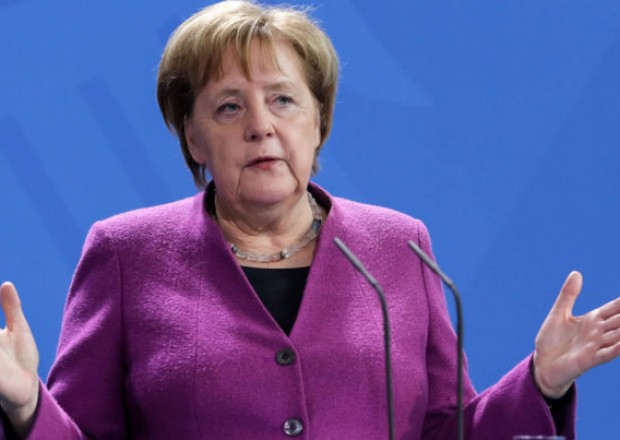 Merkel Rusiya və Ukraynayasəfər edəcək