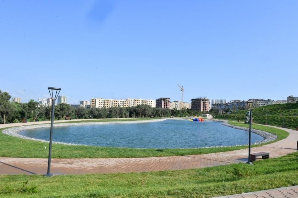 İlham Əliyev və Mehriban Əliyeva “Gənclik” parkının açılışında - FOTOLAR (YENİLƏNİB)