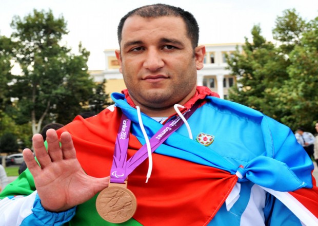 İlham Zəkiyev 4-cü medalını qazandı