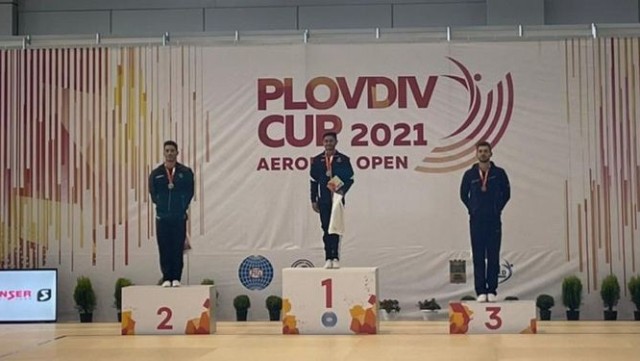 Gimnastımız Bolqarıstanda medal qazandı 