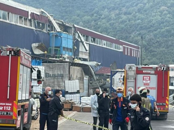 Türkiyədə fabrikdə  PARTLAYIŞ:Ölən və yaralananlar var