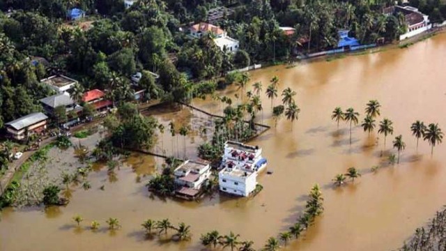 Hindistanda leysan yağışları 10 insanın ölümünə səbəb oldu 