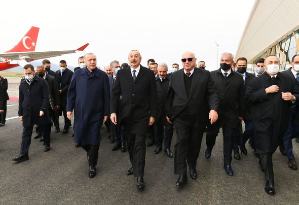 Prezidentlər Füzuli Beynəlxalq Hava Limanının açılışında - FOTOLAR (YENİLƏNİB)