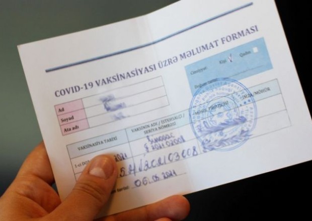 Qanunsuz COVID-19 pasportu satan vəzifəli şəxslərəcinayət işi açıldı
