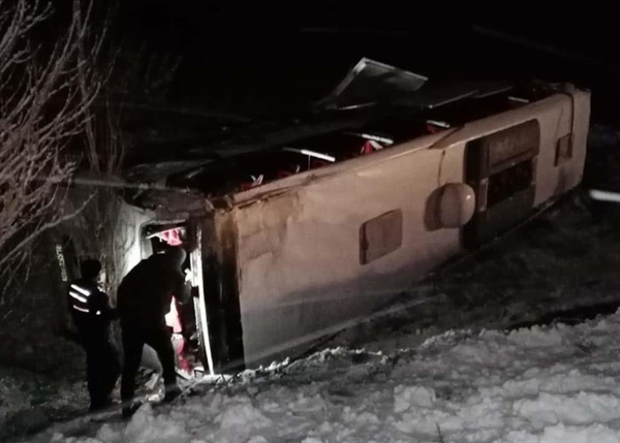 Türkiyədə avtobus qəzası - 21 yaralı