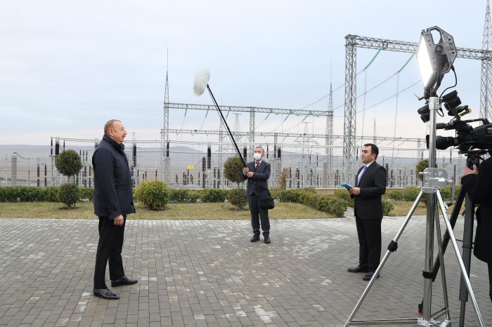İlham Əliyev “Qobu” Enerji Qovşağının açılışında- FOTOLAR (YENİLƏNİB)