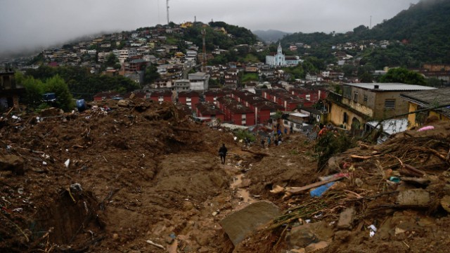 Daşqınlar 104 nəfərin həyatına son qoydu -Braziliyada