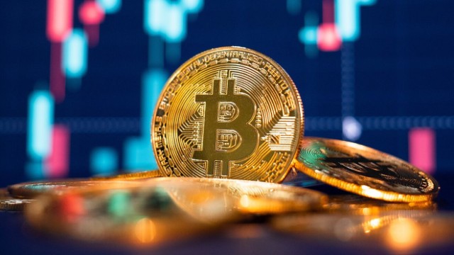 "Bitcoin"in dəyəri 47 min dolları keçdi 
