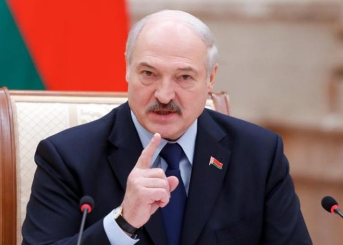 Lukaşenko Belarusda onlarla nüvə silahının olduğunu AÇIQLADI