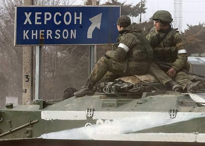 "Rus qoşunları tezliklə Xersonu tərk edəcək" - Stremousov