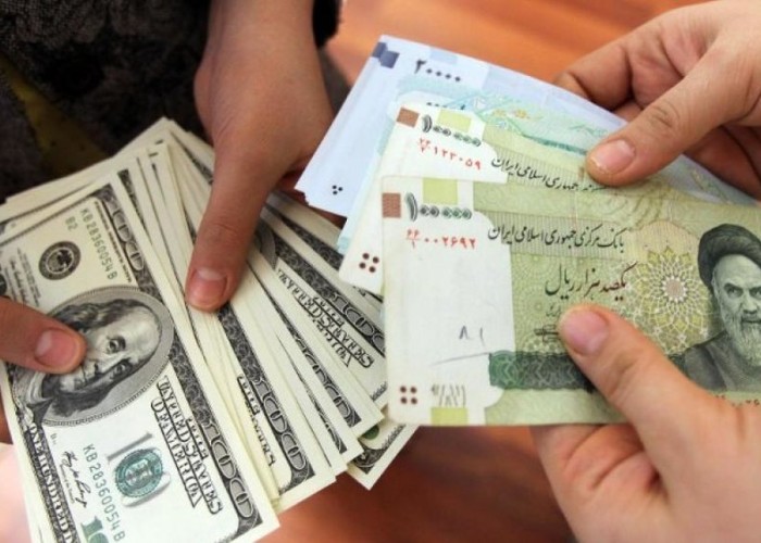 ABŞ dolları İranda tarixi rekorda çatıb