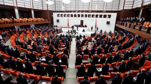 Türkiyədə yeni seçilən deputatlardan 31- nin adı Mehmetdir